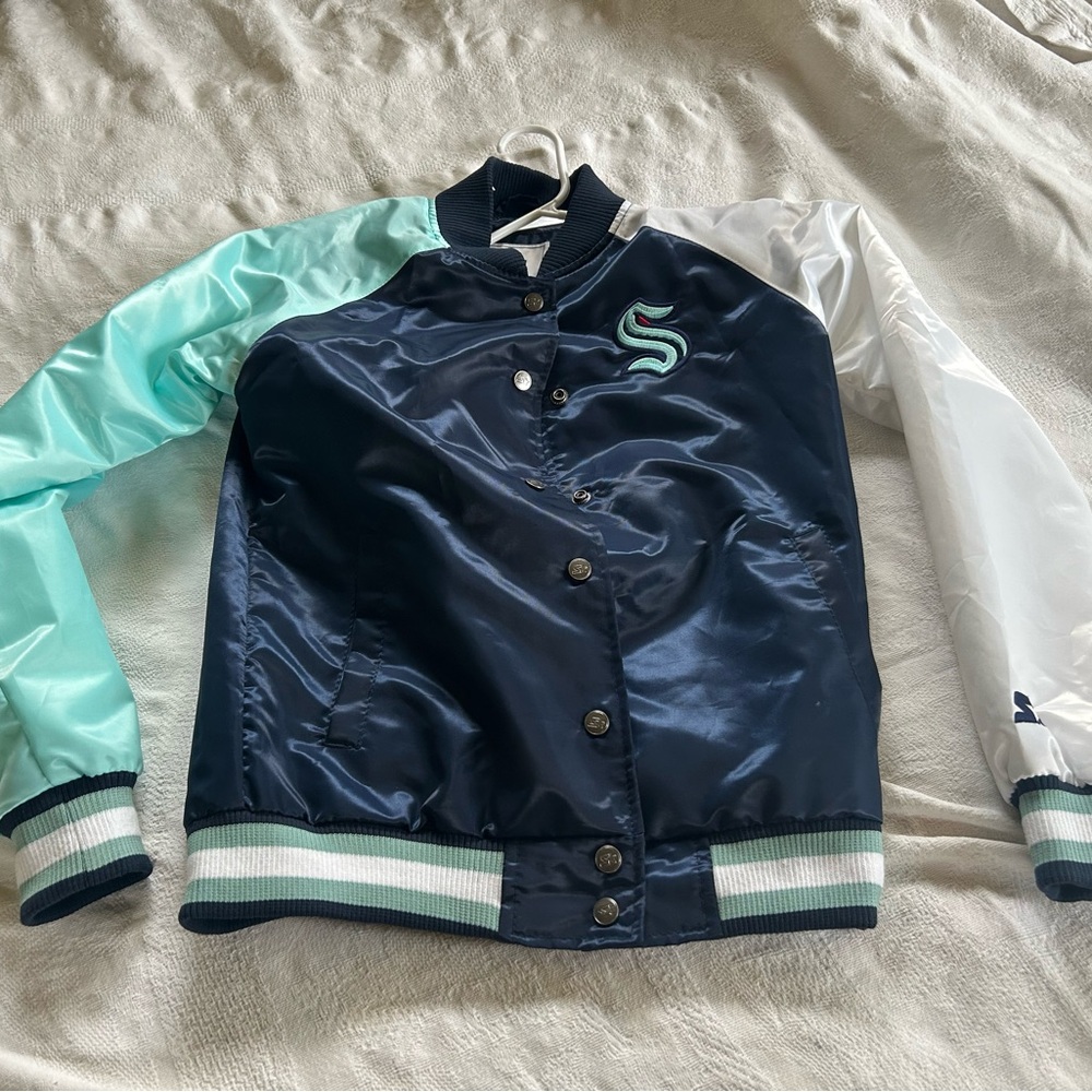 Starter Brand Seattle Kraken satin like jacket. Size S